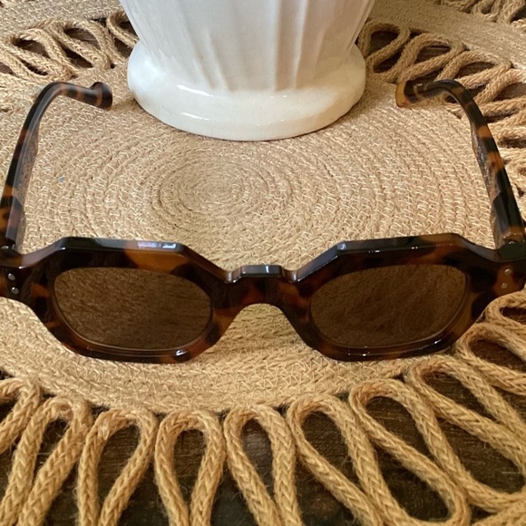 Ryan Simkhai Charlee Tortoise Tinted Readers 1.25 Strength Style R-2032 - Picture 9 of 9